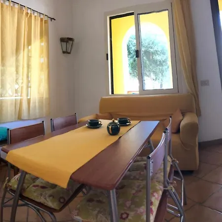 Gollai House Apartamento Orosei